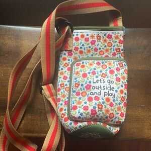 Natural life bottle holder